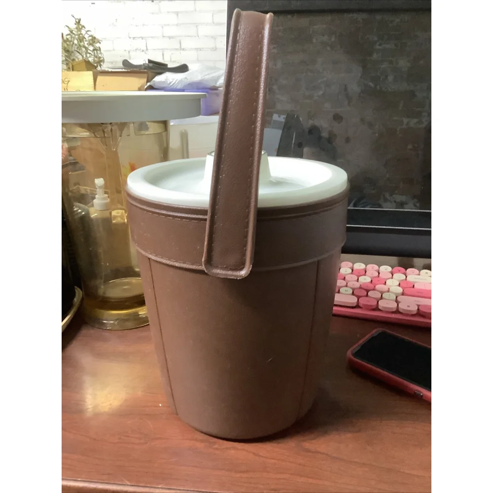 Vintage 1970's Classic Rubbermaid Brown Insulated Ice Bucket